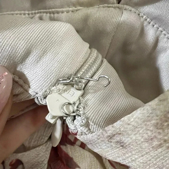 ASOS Floral red roses ruched body sheer mesh volume sleeves mini dress size 8 - Picture 3 of 7